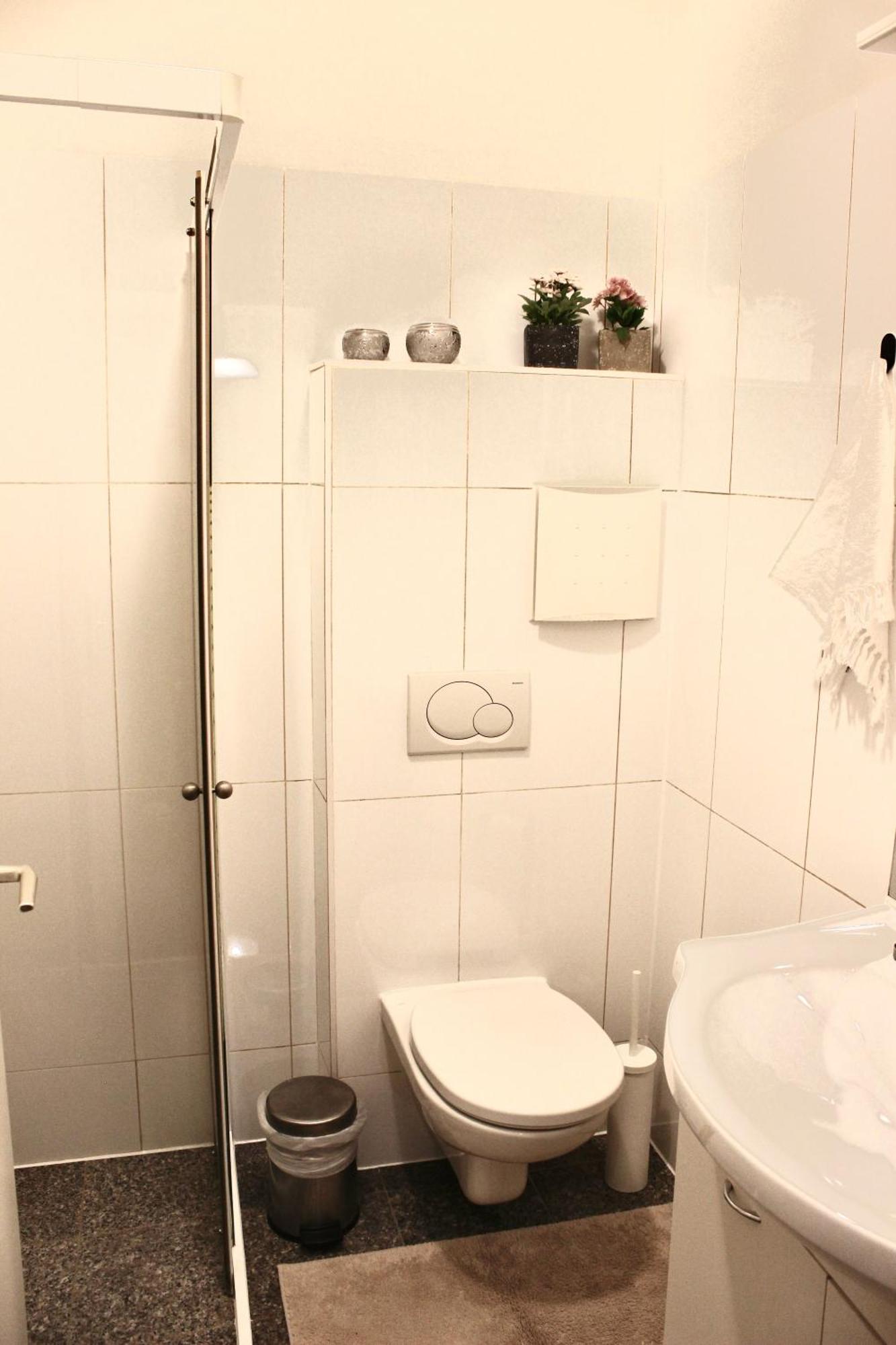 57 Nearby Trainstation Meidling Apartment Wien
